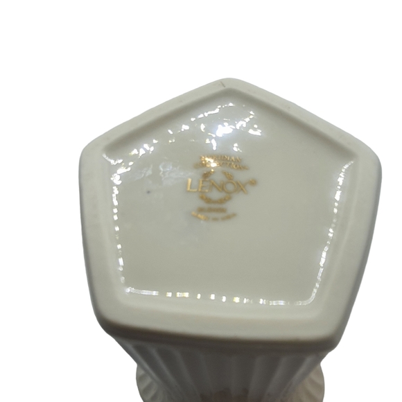 NOS Lenox Meridian Vase Ivory With 24K Gold Trim Fluted Ribbed ORIGINAL BOX NTW - Picture 6 of 11